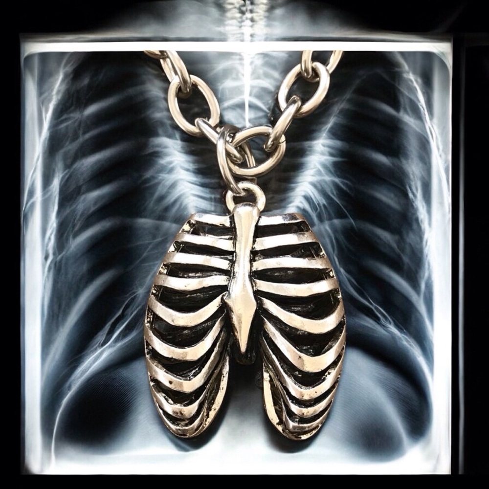 🆕 3D Rib Cage Necklace Pendant Alloy/Stainless Steel